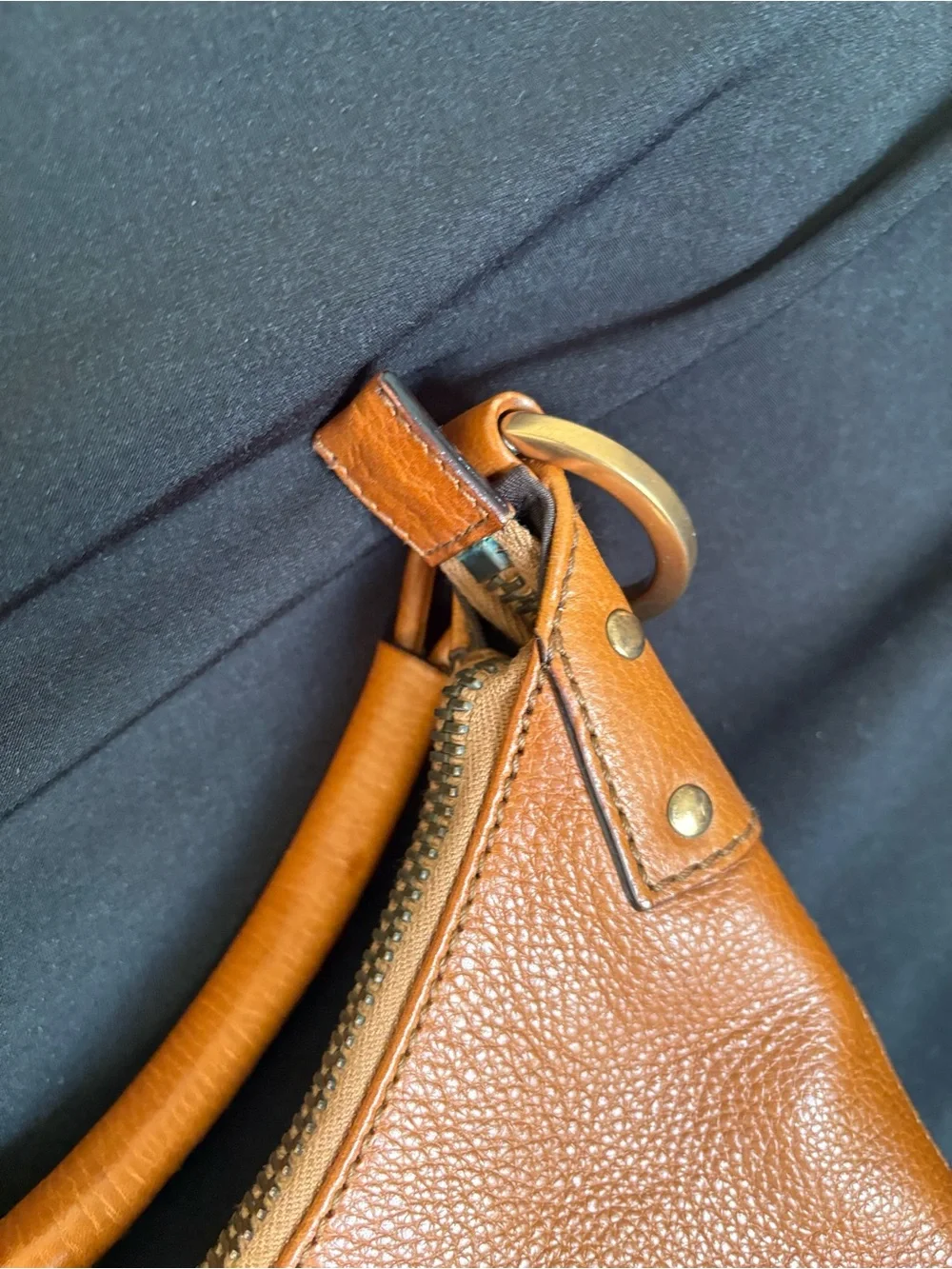 Vintage Gucci GG Ring Handle Small Hobo Bag Tan Leather Y2K